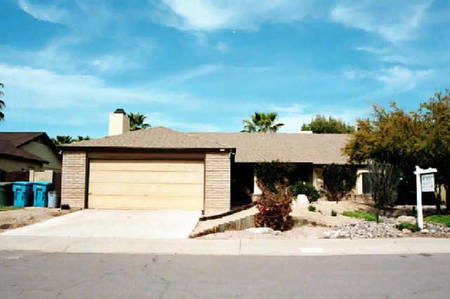 912 E Aire Libre Ave., Phoenix, AZ 85022