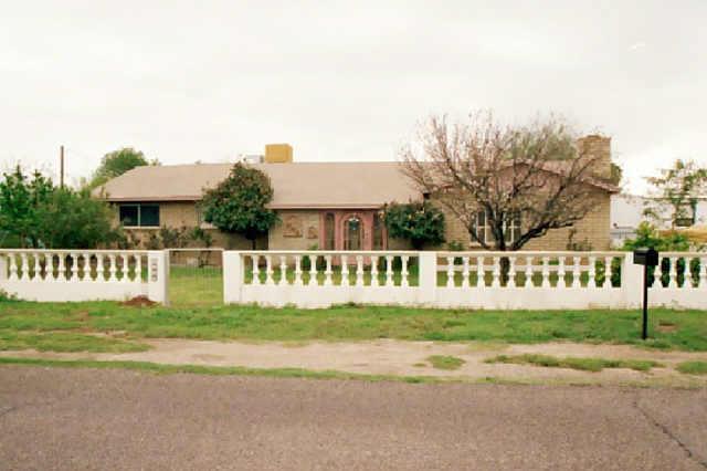 7215 W Country Gables Dr., Peoria, AZ 85381