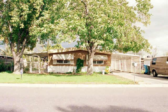 17827 N 2nd St., Phoenix, AZ 85022