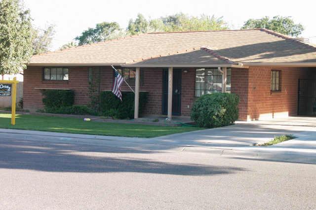 2215 W Pinchot Ave., Phoenix, AZ 85015