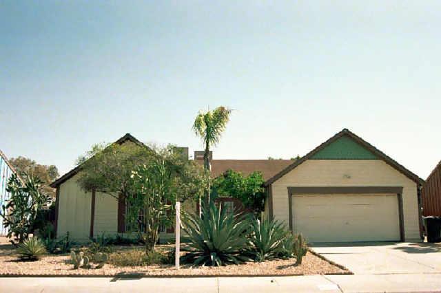 4627 E Pearce Rd., Phoenix, AZ 85044
