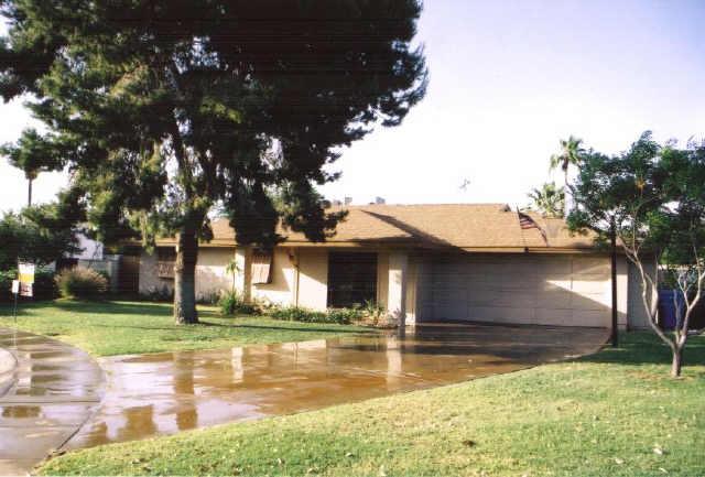 3210 E Shangri La Rd., Phoenix, AZ 85028