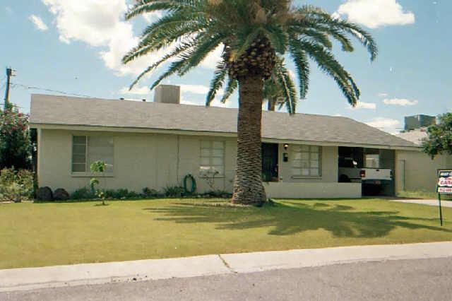 911 E Echo Ln., Phoenix, AZ 85020