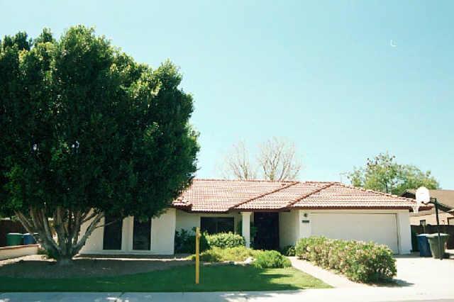 909 W Lodge Dr., Tempe, AZ 85283