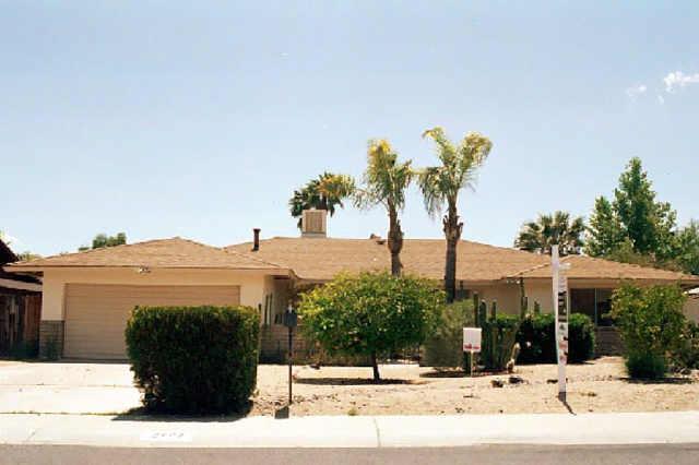 2727 E Cannon Dr., Phoenix, AZ 85028