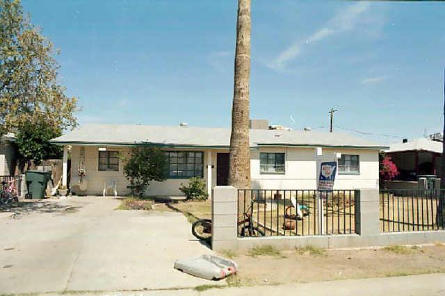 725 N 28 Pl., Phoenix, AZ 85008