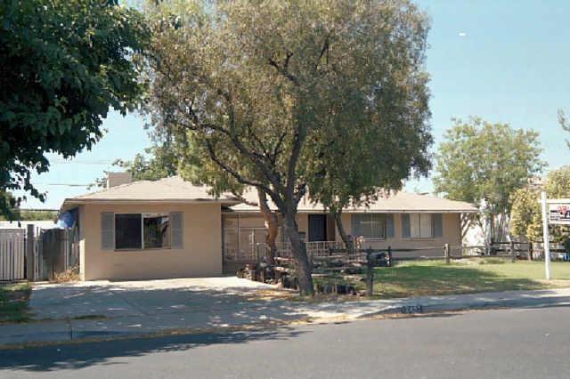 2433 W Sweetwater Ave., Phoenix, AZ 85029