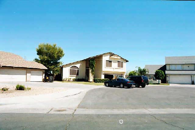 8762 Ocotillo Rd., Glendale, AZ 85305