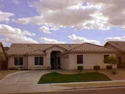 911 E Beautiful Ln., Phoenix, AZ 85042