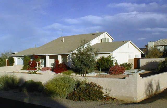 8506 Glencove St., Mesa, AZ 85207