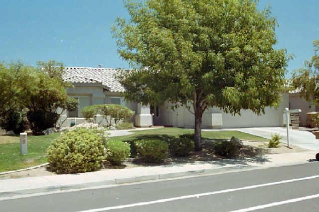 8718 W Paradise Ln., Peoria, AZ 85382