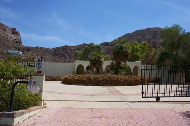 5129 N Saddle Rock Dr., Phoenix, AZ 85018