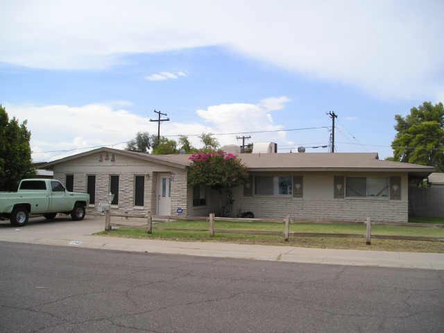 1040 E Manzanita Dr., Phoenix, AZ 85020