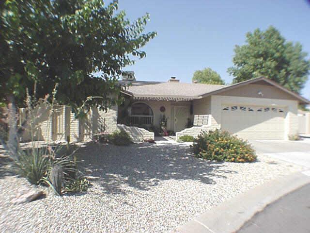 910 Sandra Ter., Phoenix, AZ 85022