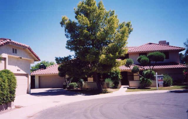 1934 E Woodman Dr., Tempe, AZ 85283