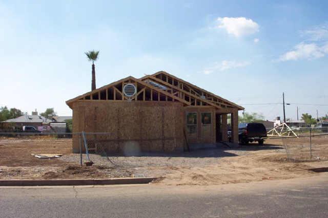 1442 S 11th Ave., Phoenix, AZ 85007