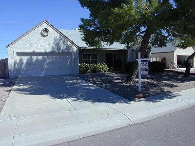 1552 E Divot Dr., Tempe, AZ 85283