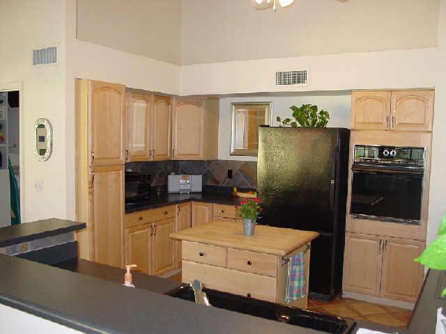 1916 E Secretariat Dr., Tempe, AZ 85284