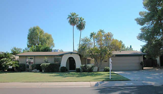 2861 E North Ln., Phoenix, AZ 85028