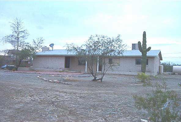2318 W Roughrider Rd., New River, AZ 85087