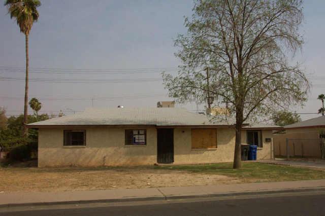 945 S Sirrine St., Mesa, AZ 85210