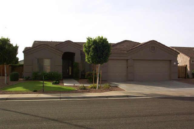 9531 E Glencove St., Mesa, AZ 85207