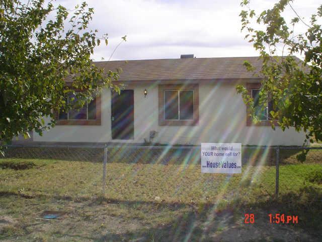 841 E Desert Ln., Phoenix, AZ 85042