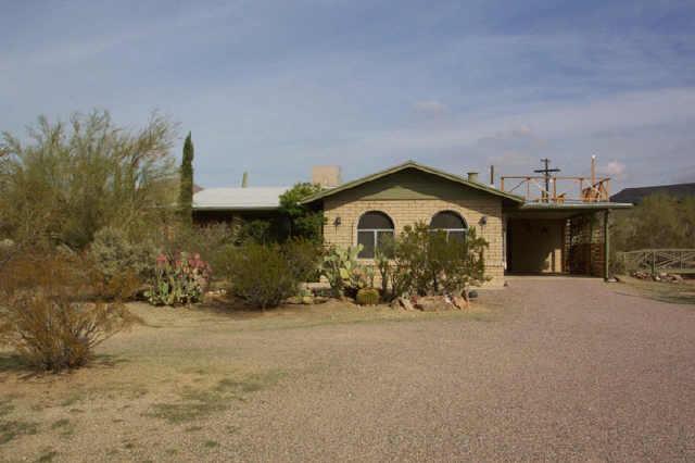 2717 N 82nd St., Mesa, AZ 85207