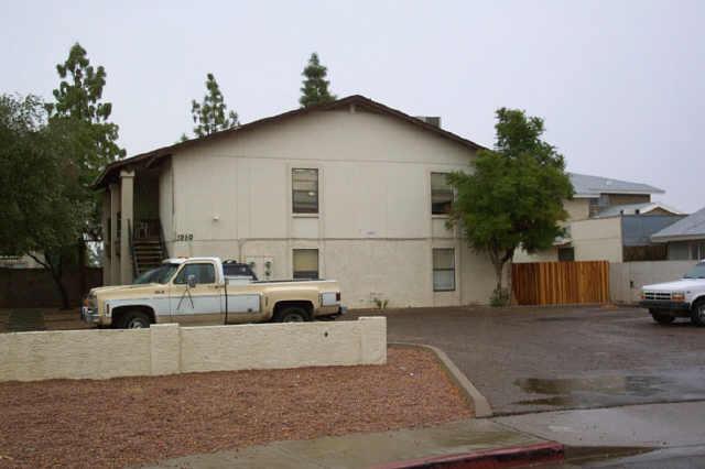 2860 E Capri Ave., Mesa, AZ 85204