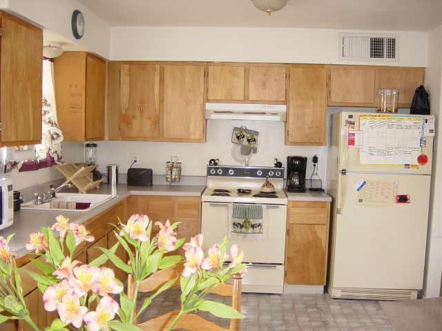 242 W Desert Dr., Phoenix, AZ 85041