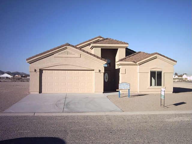 10670 W Torren Dr., Arizona City, AZ 85223