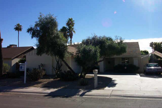 2701 E Corrine Dr., Phoenix, AZ 85032