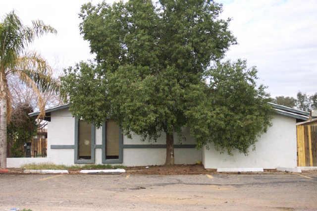 3028 E Beck Ln., Phoenix, AZ 85032