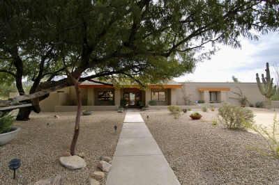 4601 E Ocotillo Rd., Paradise Valley, AZ 85253