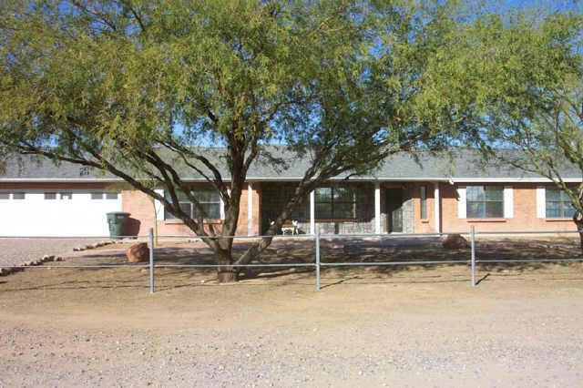 8136 W Daley Ln., Peoria, AZ 85383