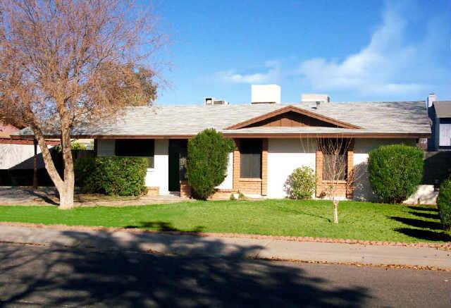 8422 W Roma Ave., Phoenix, AZ 85037