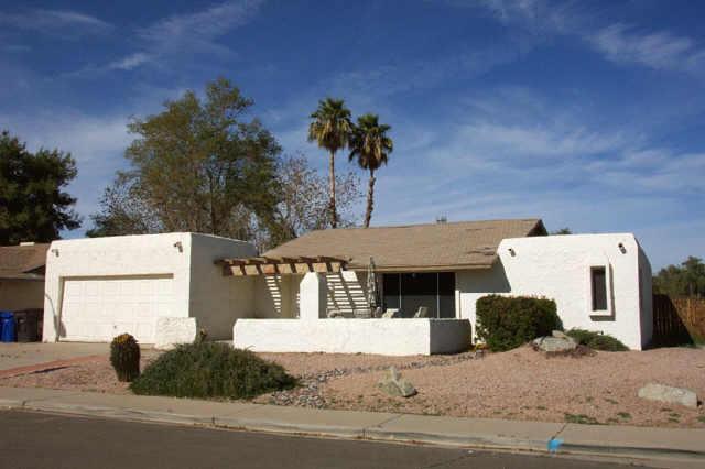 2704 W Onza Cir., Mesa, AZ 85202
