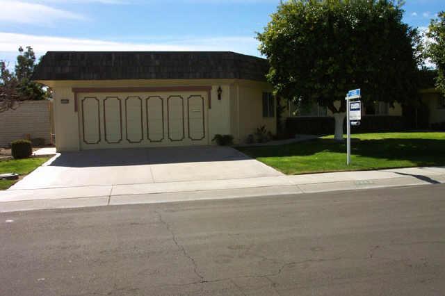 10443 W Loma Blanca Dr., Sun City, AZ 85351