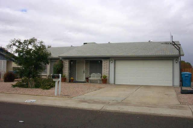 2746 W Michelle Dr., Phoenix, AZ 85053