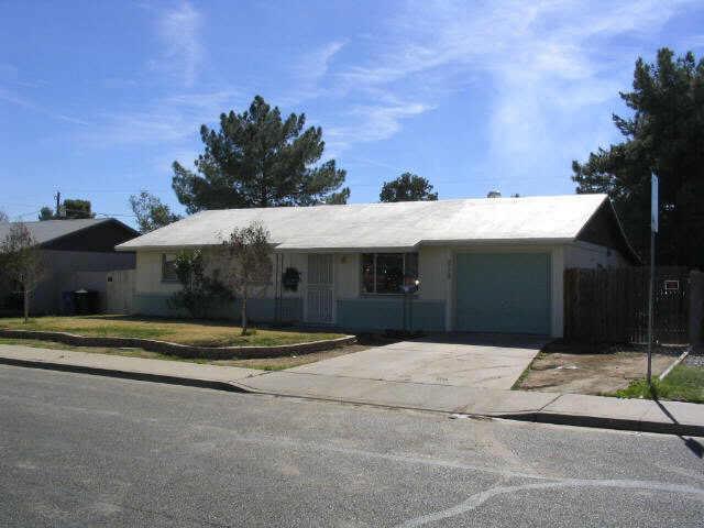 819 E Dolphin Ave., Mesa, AZ 85204