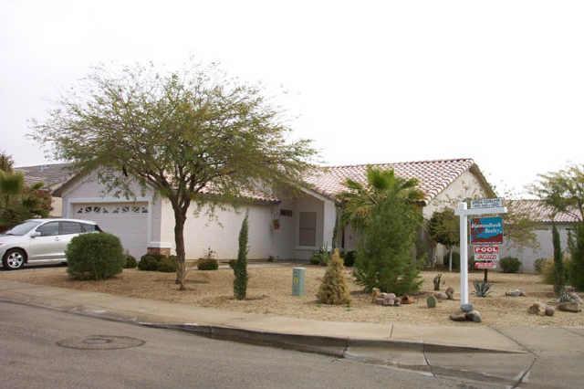 7111 N 82nd Dr., Glendale, AZ 85303