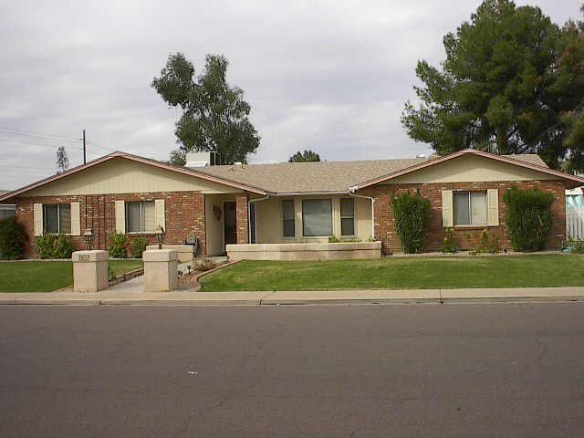 2822 E Des Moines St., Mesa, AZ 85213