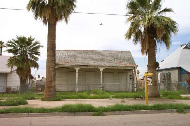 818 S 1st Ave., Phoenix, AZ 85003