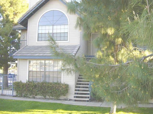 20 S Buena Vista Ave. #101, Gilbert, AZ 85296