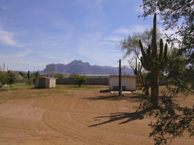 1823 N Valley Dr., Apache Junction, AZ 85120