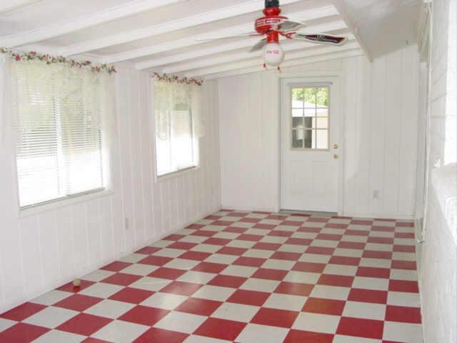 7502 N 48th Ave., Glendale, AZ 85301