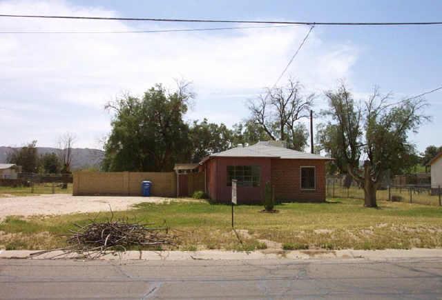 723 E Alta Vista Rd., Phoenix, AZ 85040