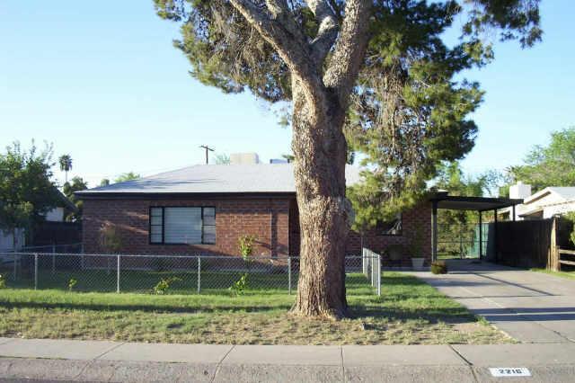 2216 E Mitchell Dr., Phoenix, AZ 85016