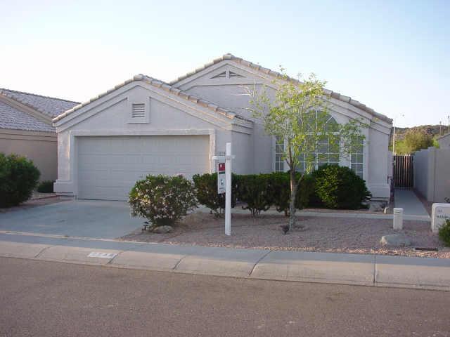 2738 E Redwood Ln., Phoenix, AZ 85048