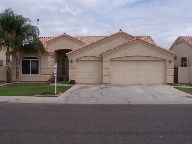 3335 Copenhagen Dr., Avondale, AZ 85323